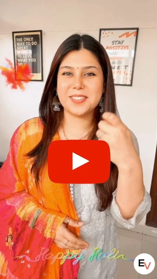 Play Holi with the color of confidence 🎁